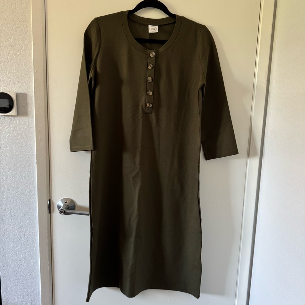 NWOT LOULOU Everyday Dress Size Large